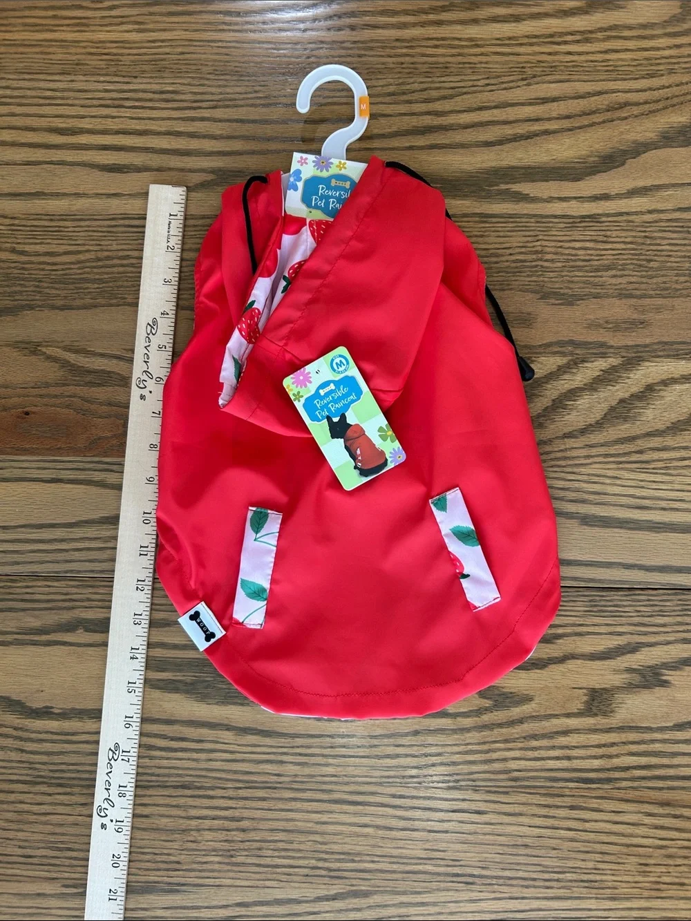 WOOF Strawberry Pet Reversible red Raincoat with Hood, size Medium, NWT